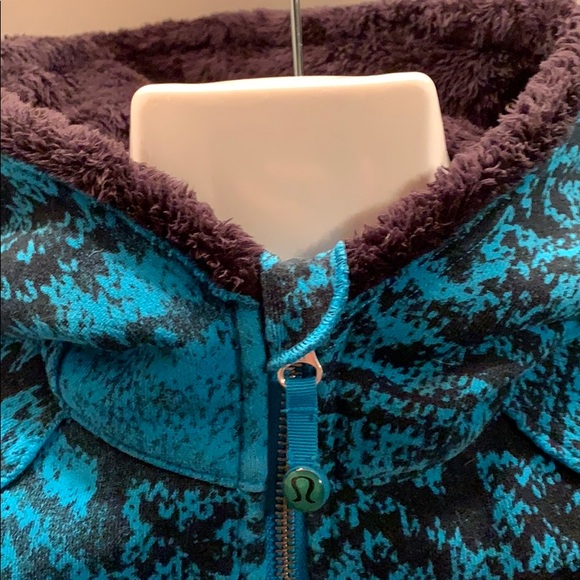 Special Edition Lulu lemon scuba hoodie - Picture 3 of 10